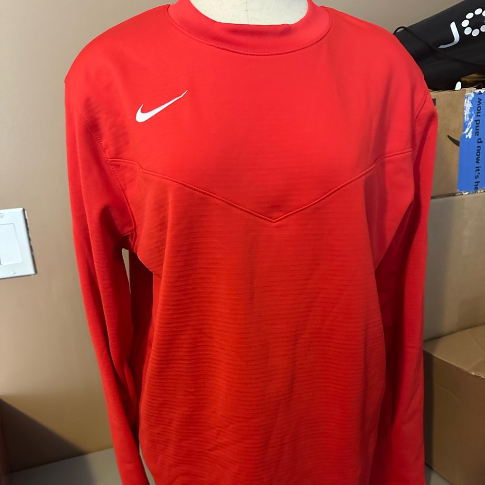 Long sleevered men’s sizes sweatshirt-Nike Brand